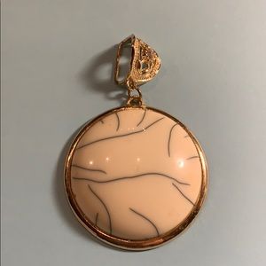 Stunning medallion